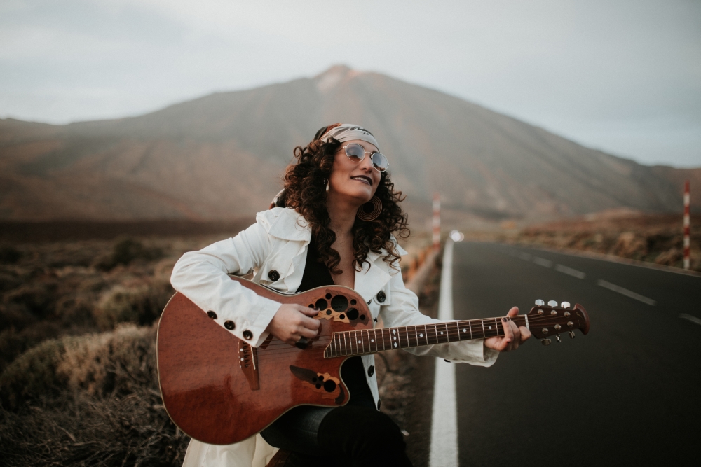 EFECTO LAGUNA - RUTS & LA ISLA MUSIC