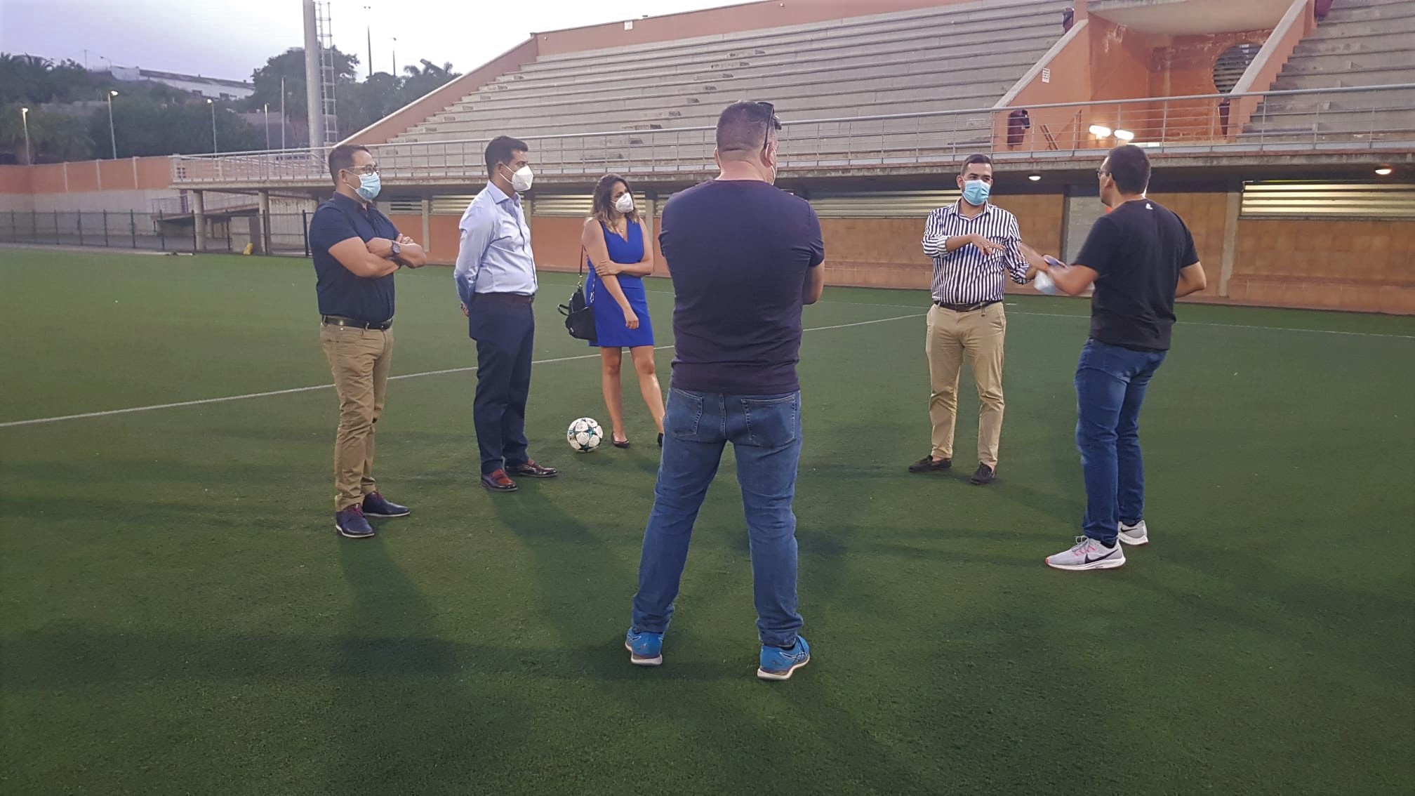 Iluminación campo de Fútbol