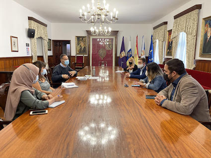 Un momento de la reunión con el equipo de la ULL