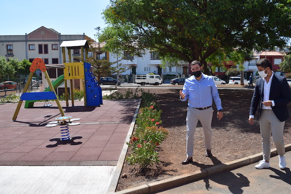 Visita de Luis Yeray Gutiérrez (d) y Josimar Hernández al parque
