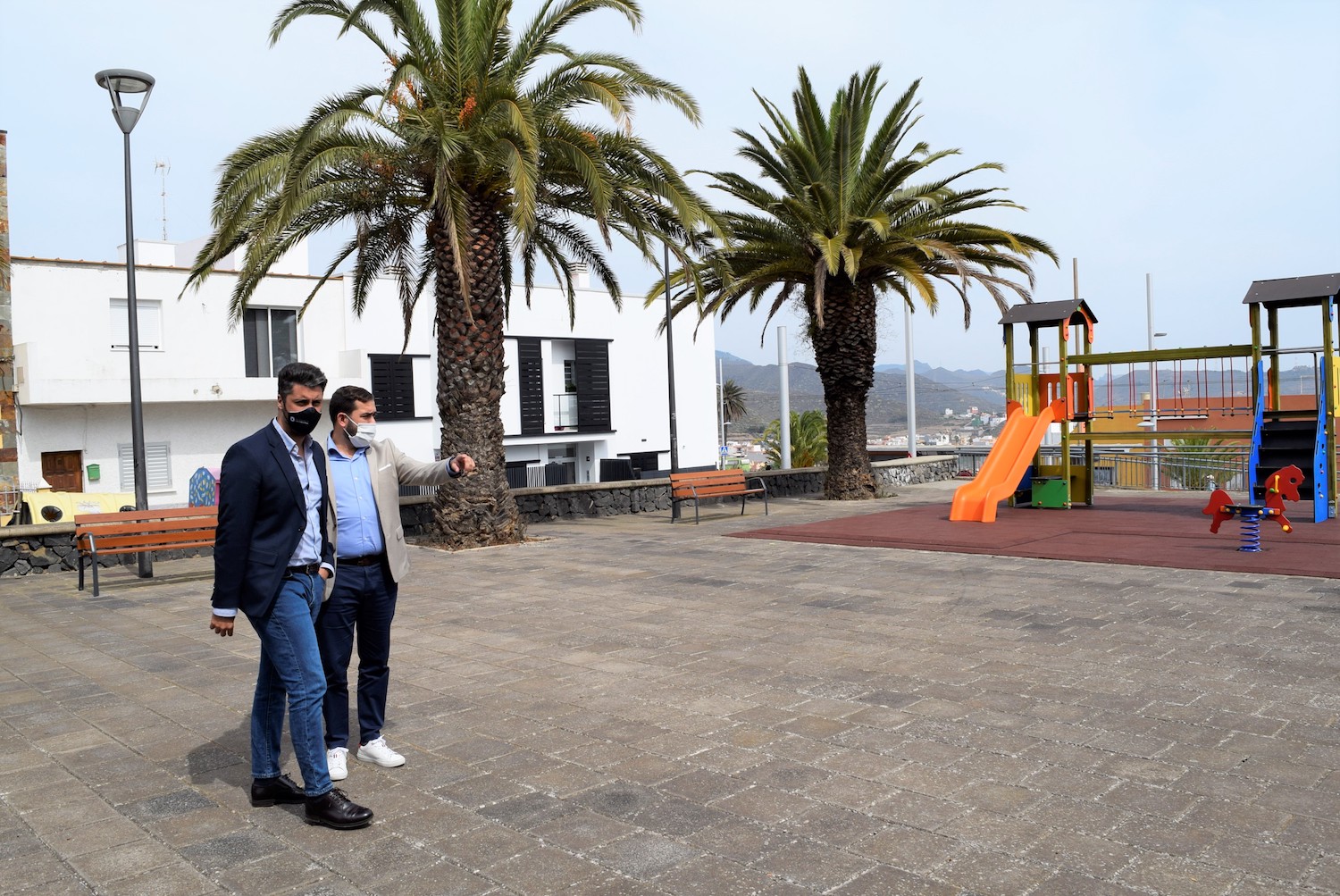 Luis Yeray Gutiérrez y Josimar Hernández, plaza de Gracia
