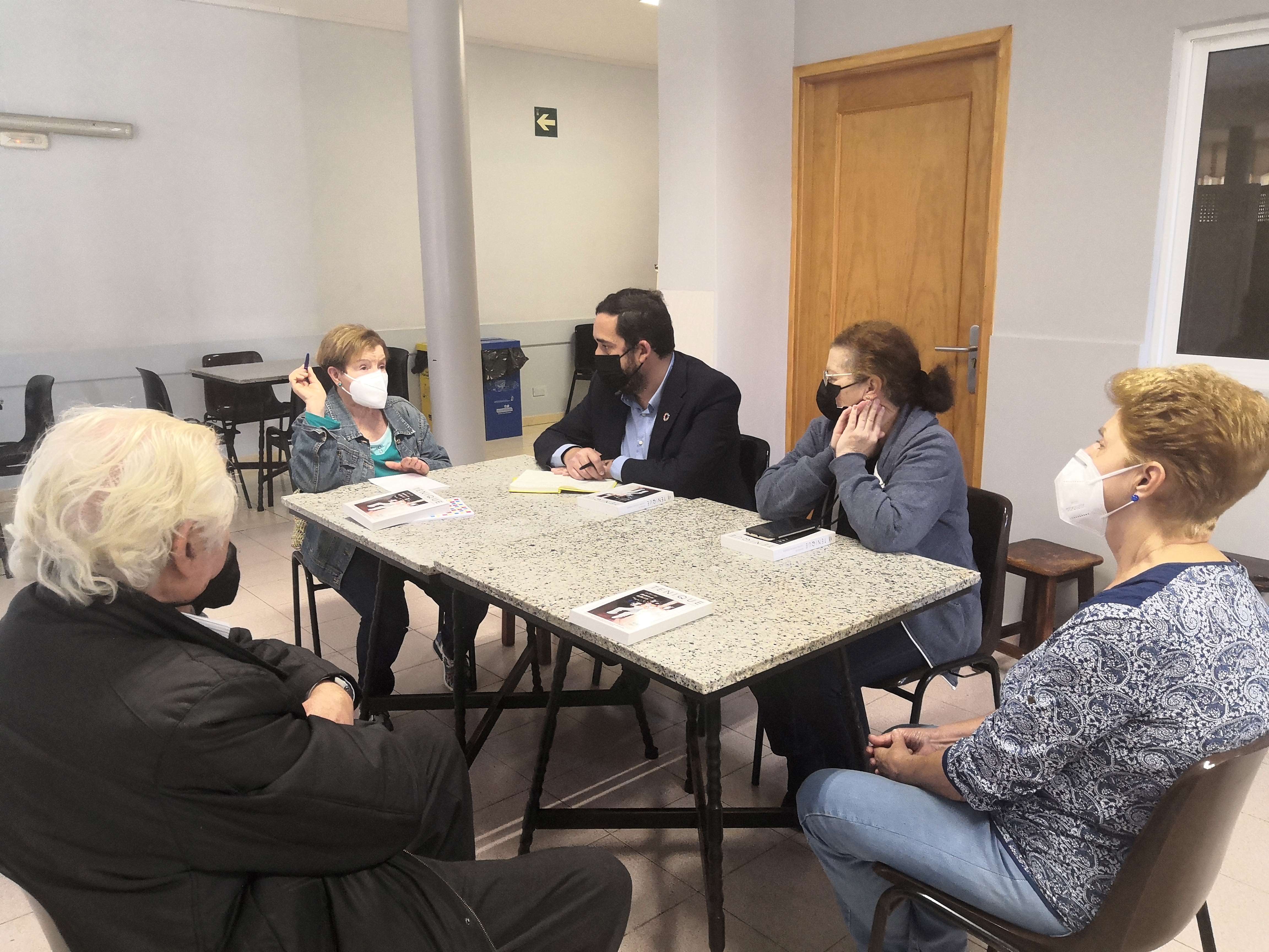 Ascanio_reunión_asociación_mayores_SanRomán_LaCandelaria1
