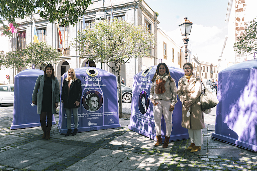 Concejalas asistentes a la presentación de la campaña de Ecovidrio