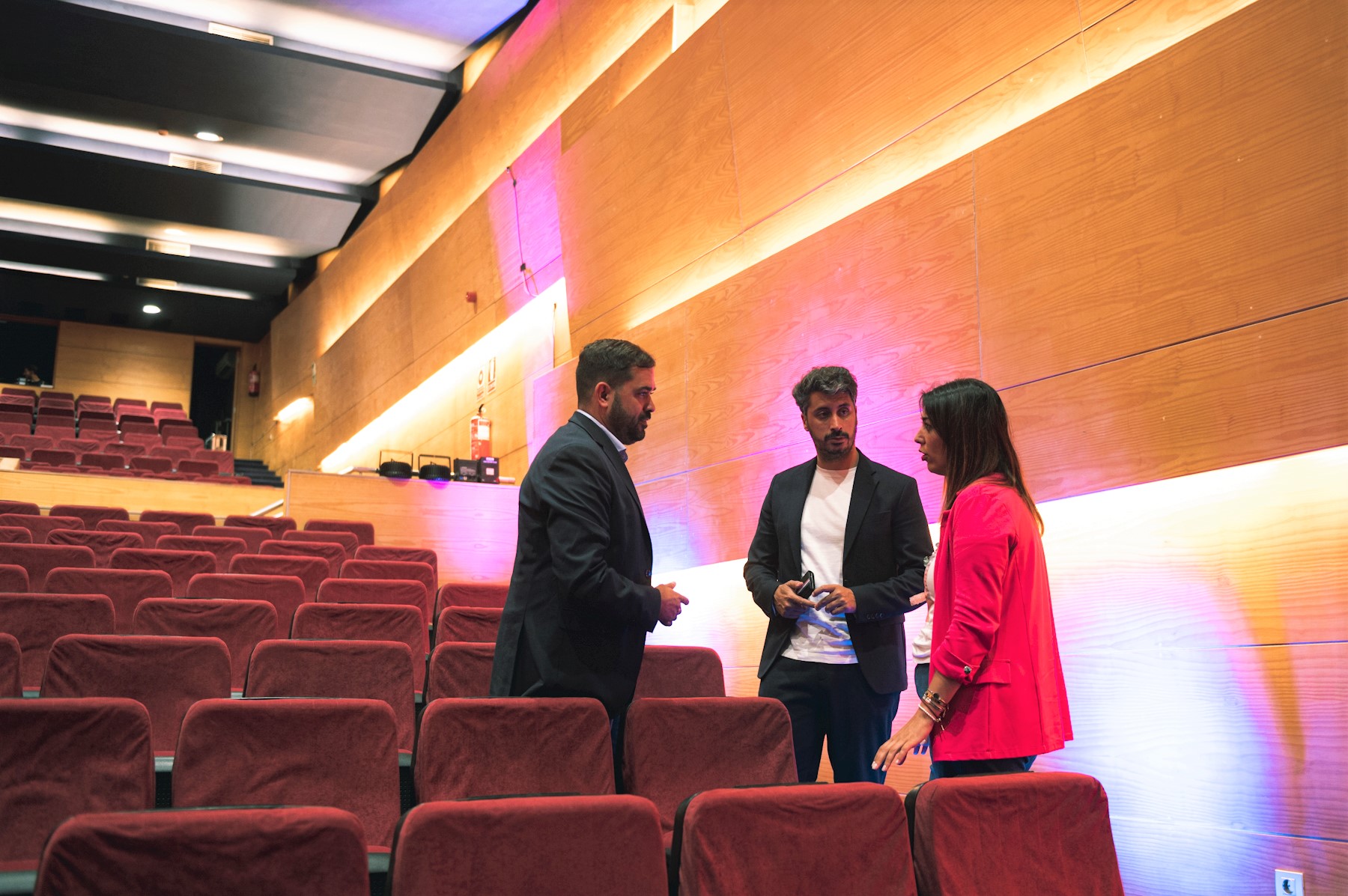 Josimar Hernández, Luis Yeray Gutiérrez y Yaiza López Landi en el Teatro Unión Tejina