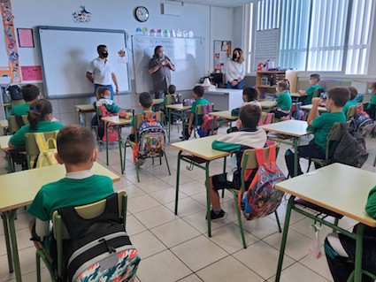 Gavilán_Visita_centro_educativo_archivo