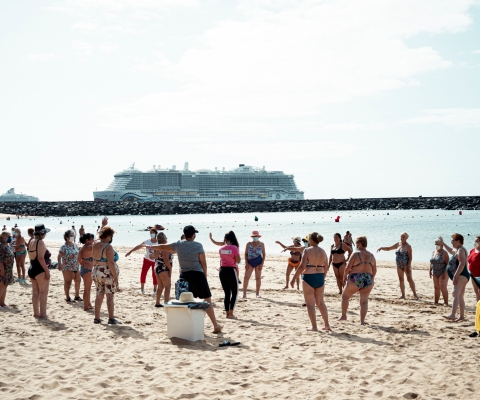 Mujeres_Playa_LaLaguna_archivo (1)