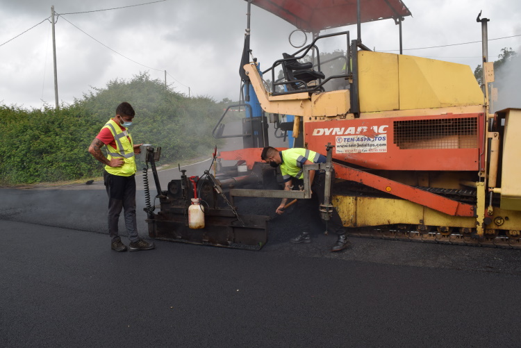 Archivo_Obras de asfaltado en La Laguna