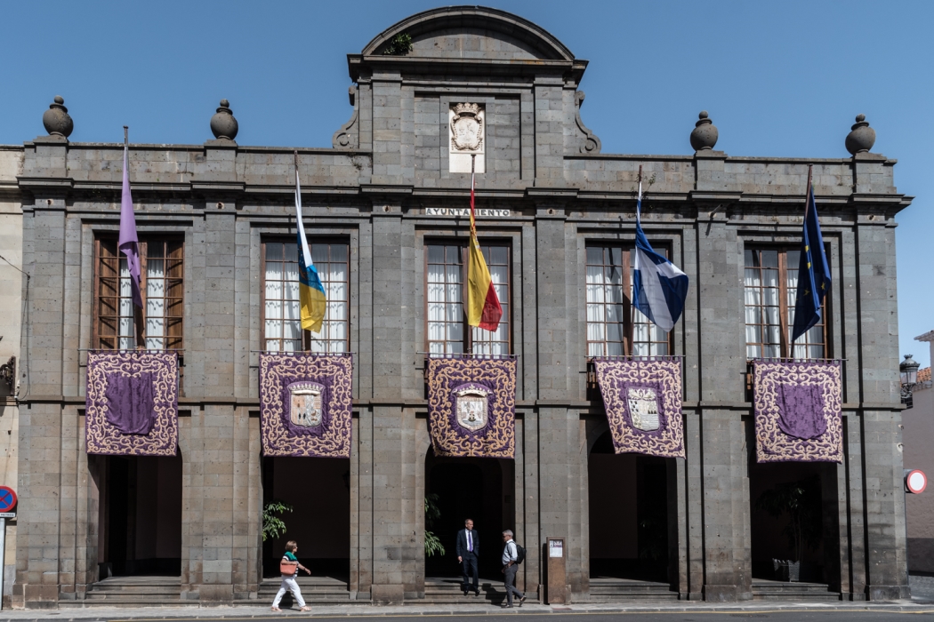 Fachada-Ayuntamiento-La-Laguna-imagen-de-archivo