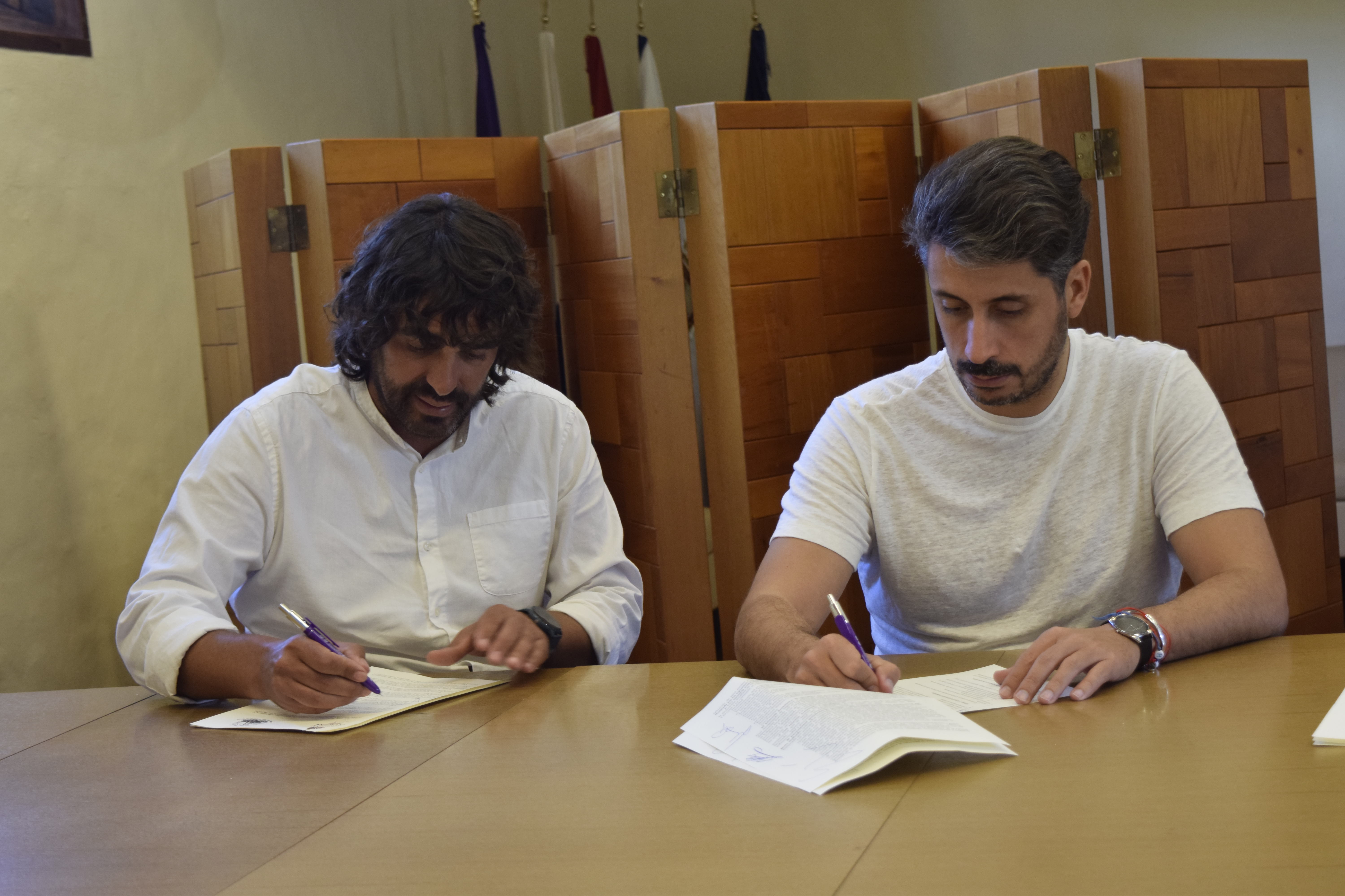 Guillermo López y Luis Yeray Gutiérrez, convenio Librea Valle Guerra
