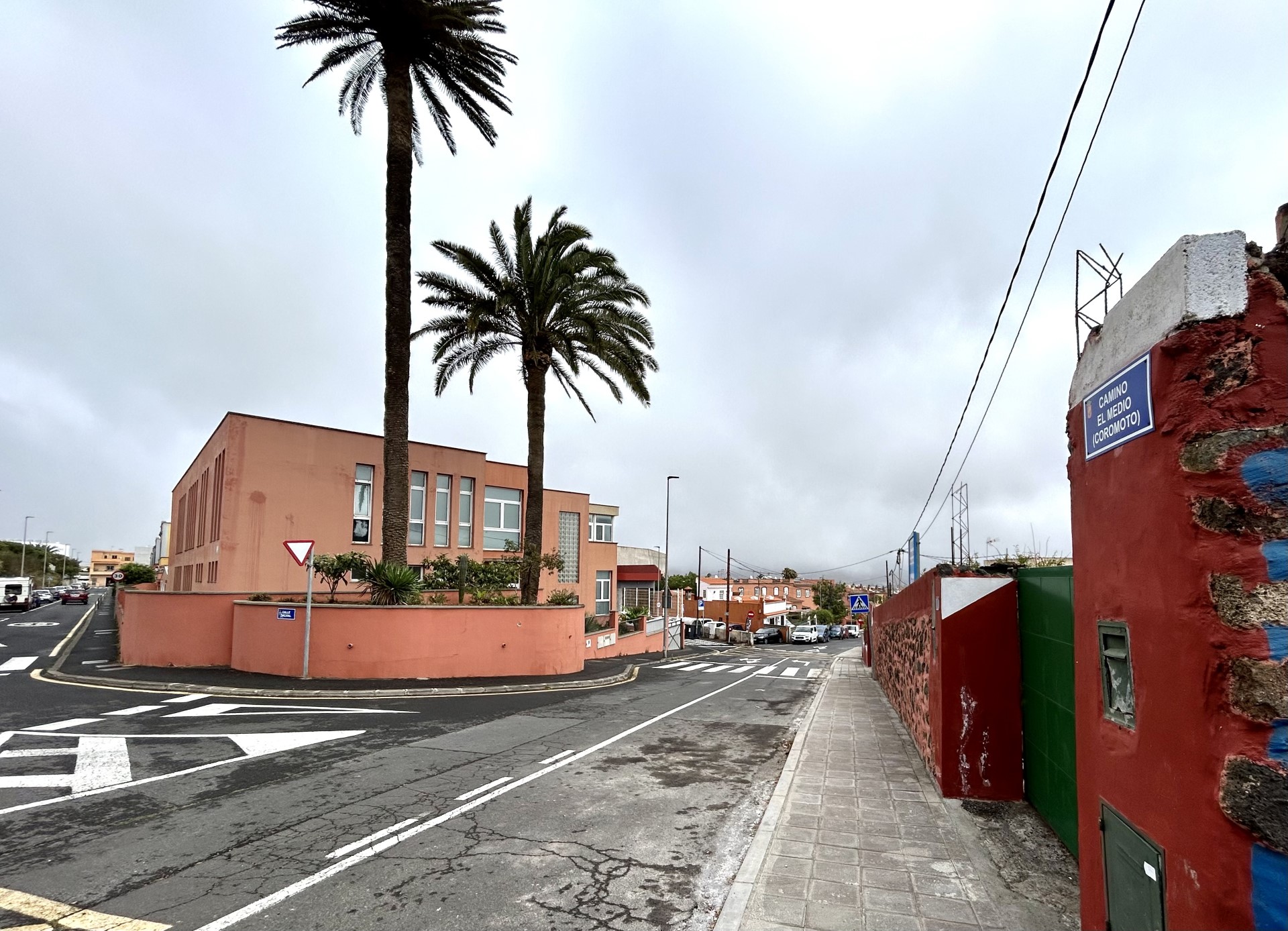 Camino El Medio 2