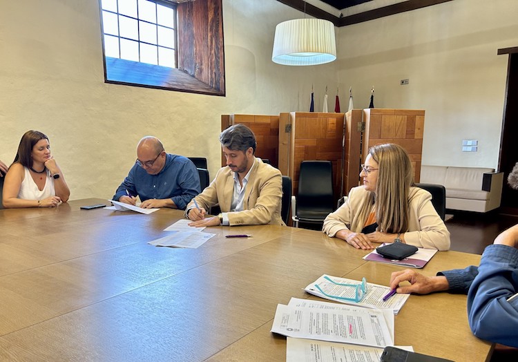 Firma Convenio