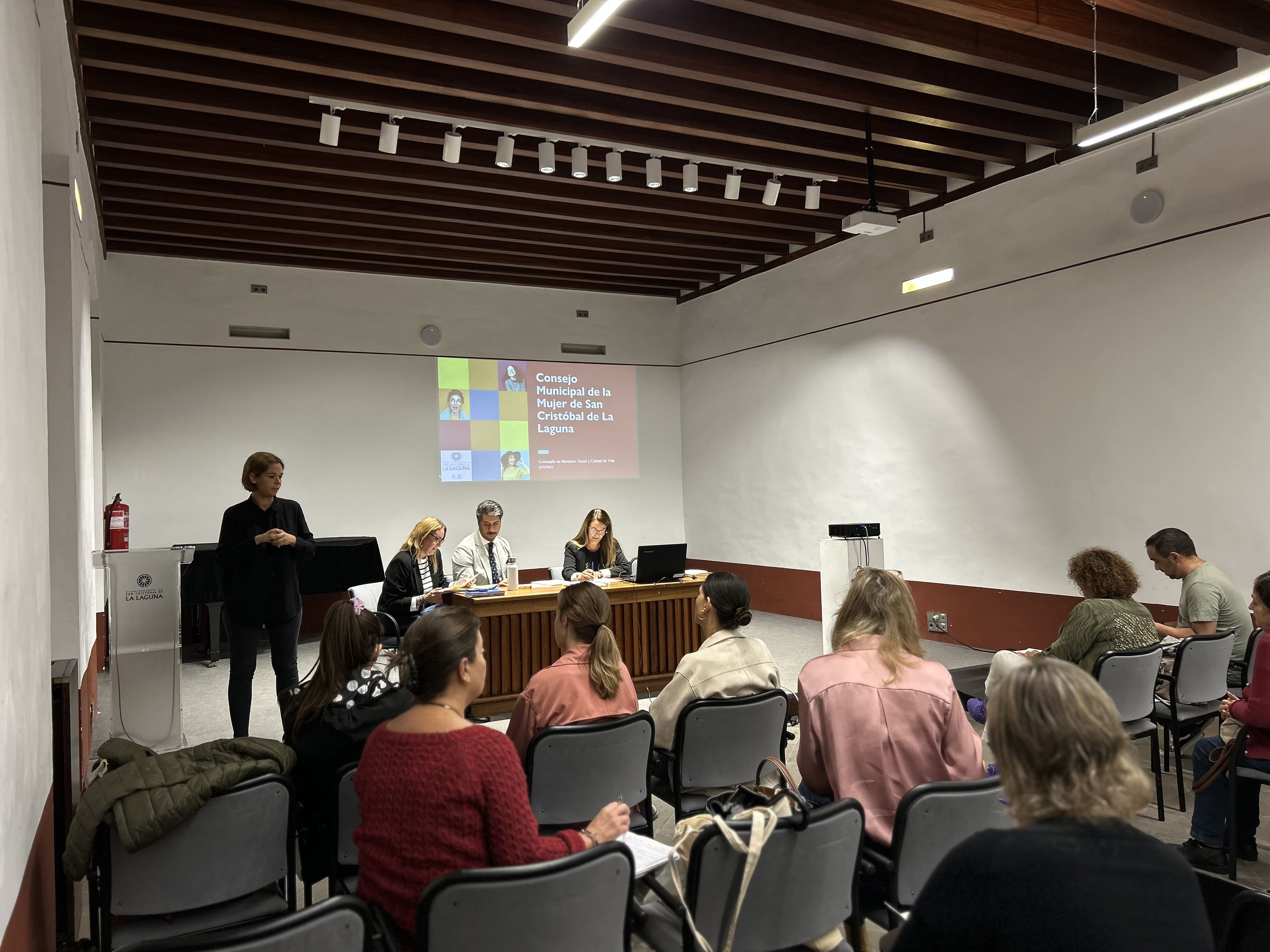 Consejo de la Mujer 1
