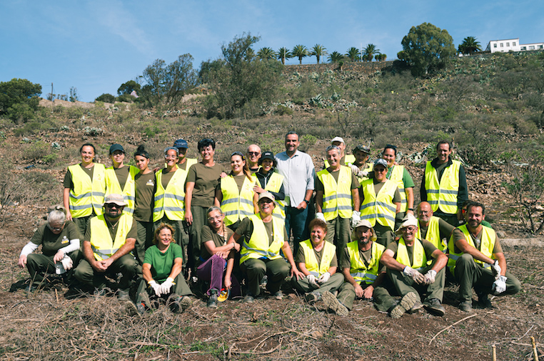 Equipo de trabajo en la ladera de San Roque