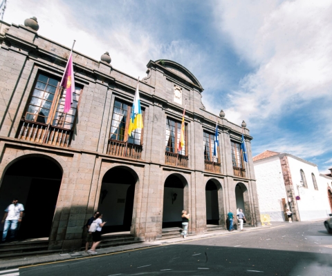 Fachada principal Ayuntamiento de La Laguna