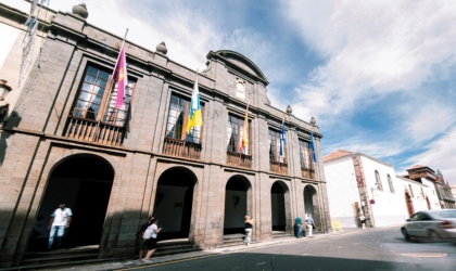 Fachada principal Ayuntamiento de La Laguna