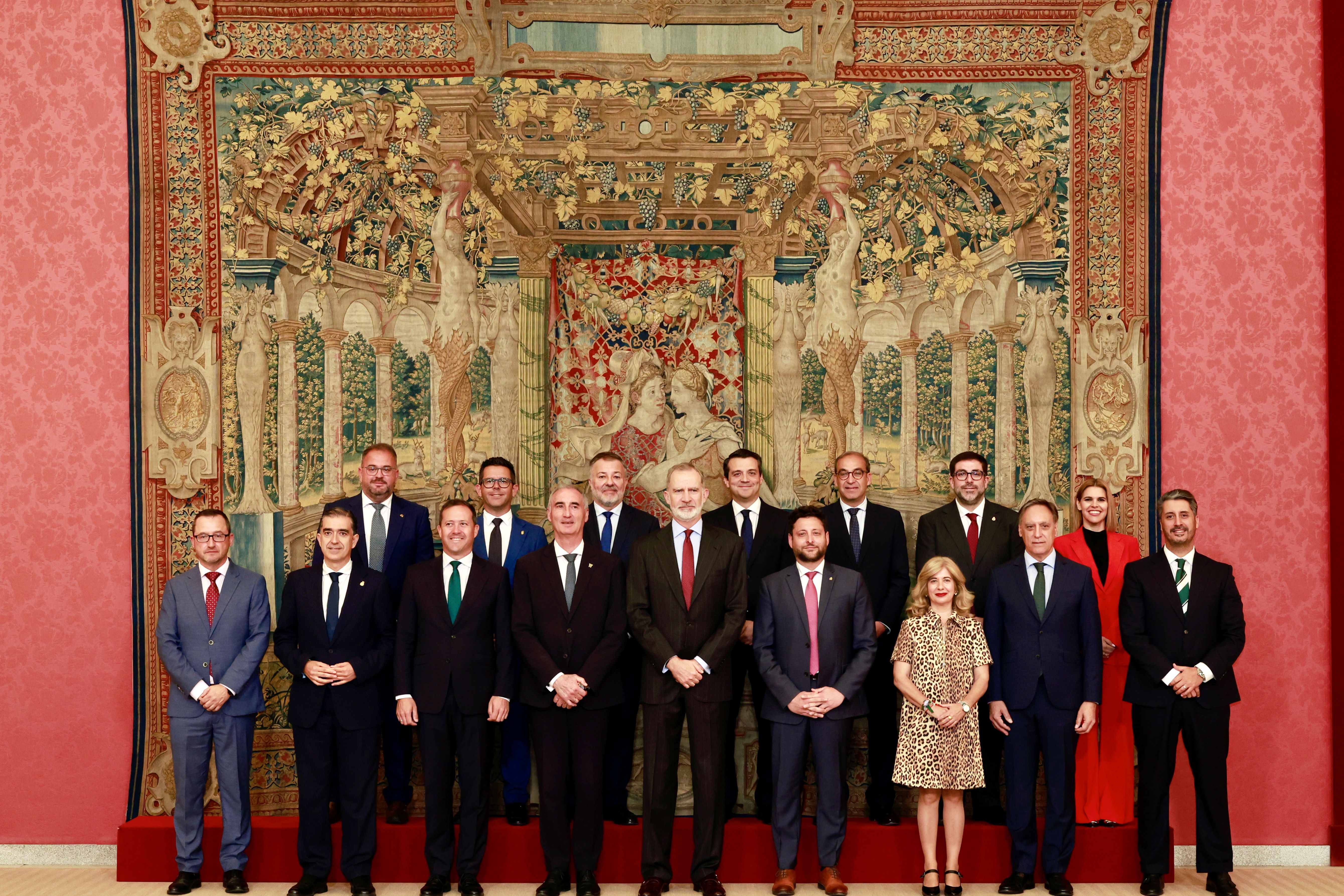 Recepción Casa Real Grupo Ciudades Patrimonio_Casa de SM el Rey