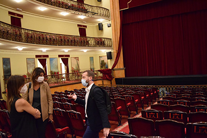 Visita Teatro Leal