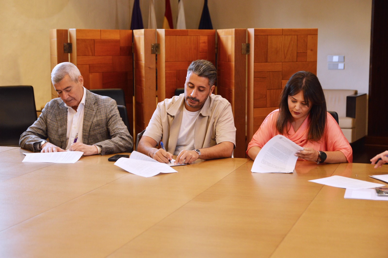 Firma bonos comercio_2