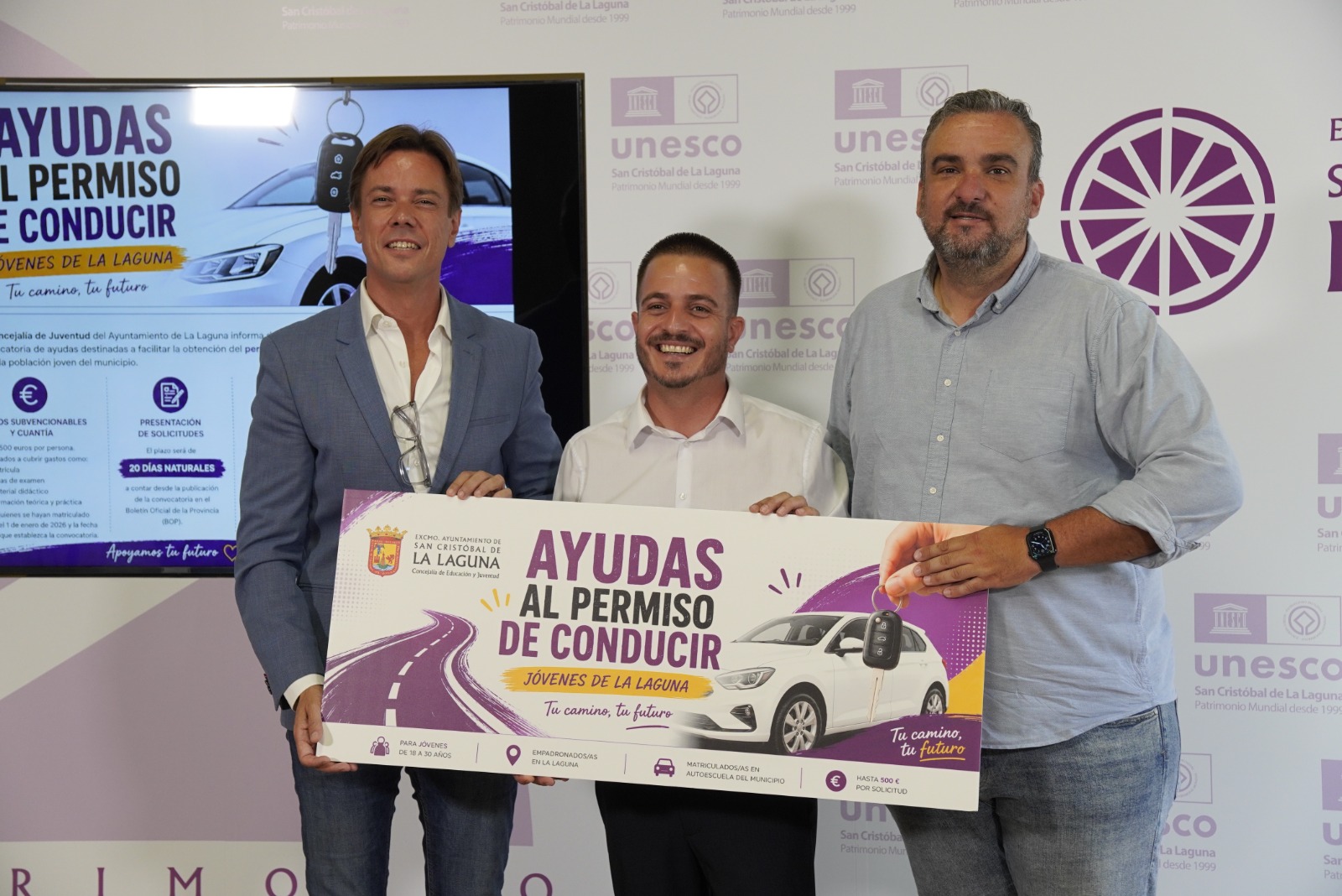 AYUDAS 1